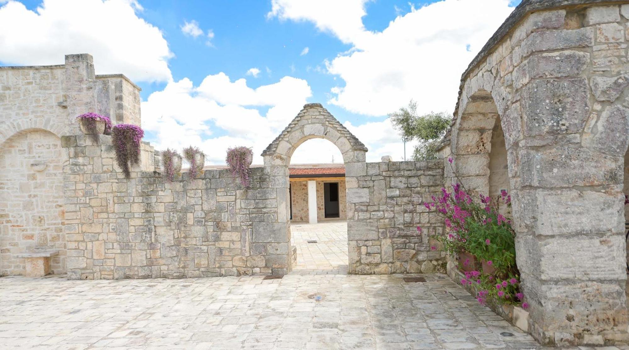 Resort Masseria Cecato Noci Bagian luar foto