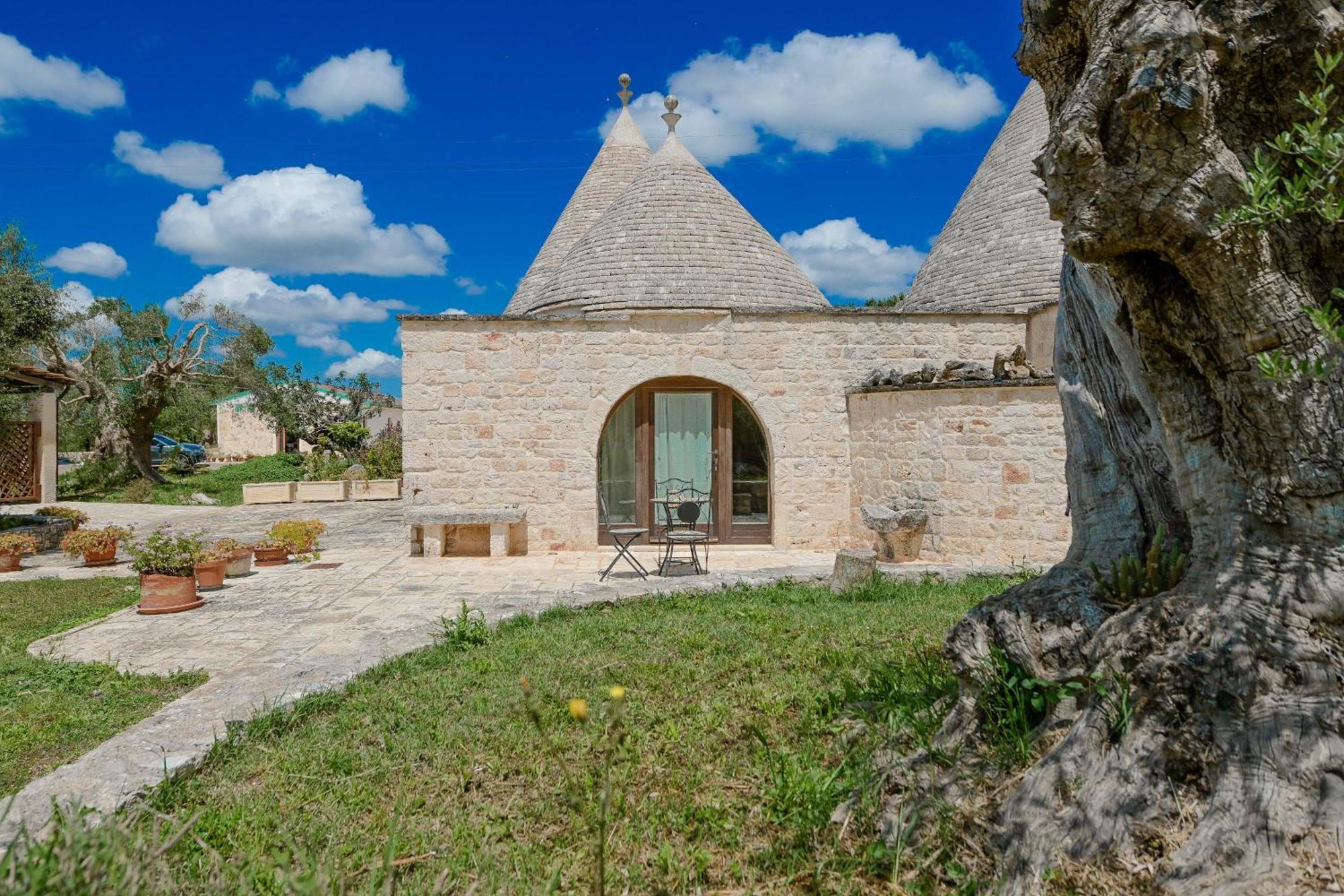 Resort Masseria Cecato Noci Bagian luar foto